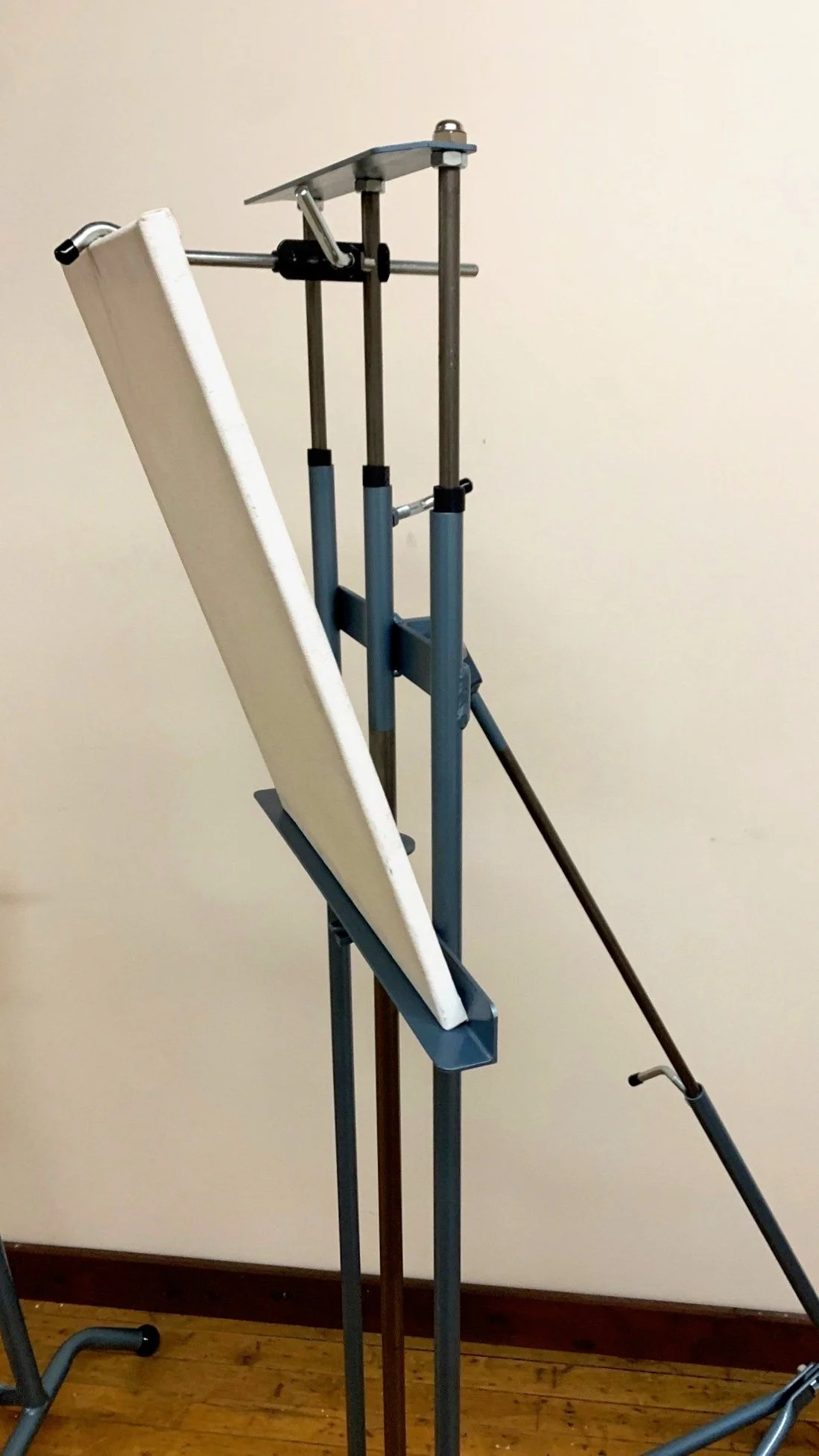 Klopfenstein Studio Easel — KLOPFENSTEIN Art Equipment MFG.